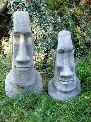 Osterinsel-Köpfe-Moai